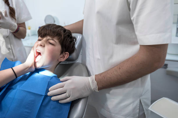 Best Emergency Dental Extractions in Clearwater, KS